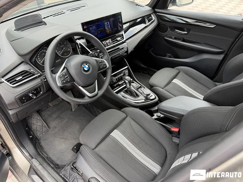 2016 BMW 216d — Miniatură 8