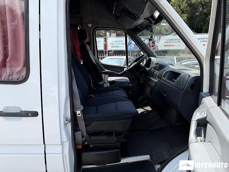 2005 Mercedes Sprinter — Miniatură 5