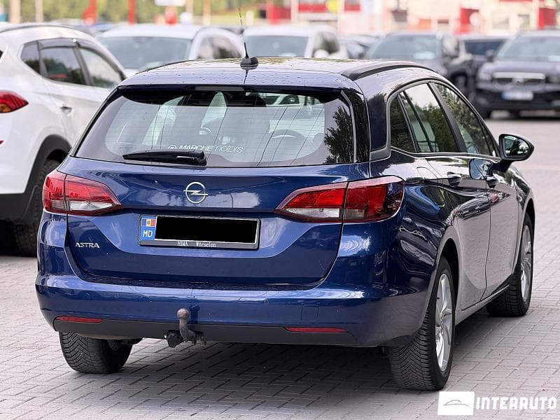 2019 Opel Astra — Miniatură 2