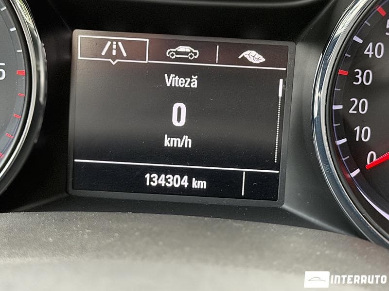 2019 Opel Astra — Miniatură 9