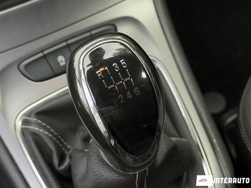 2019 Opel Astra — Miniatură 13