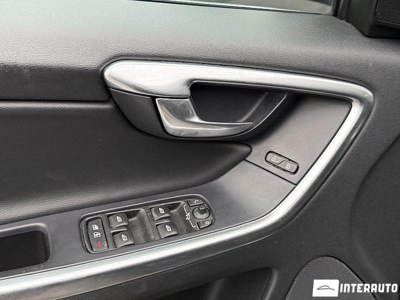 2017 Volvo XC 60 — Miniatură 16