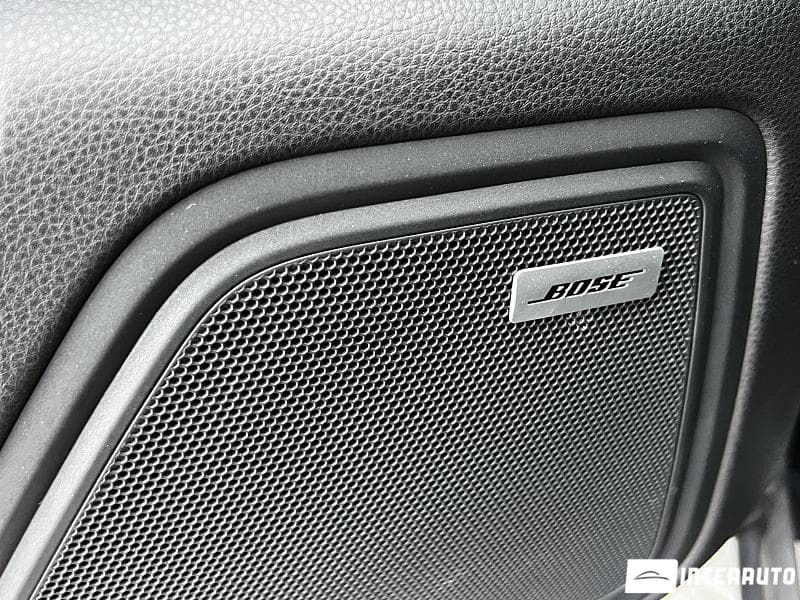 Porsche Macan 2019 — Миниатюра 12