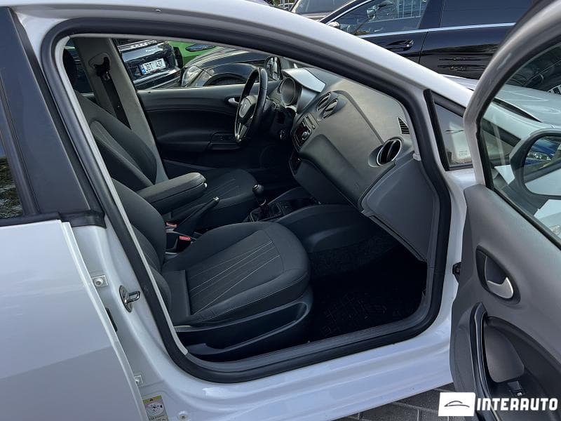 2011 Seat Ibiza — Miniatură 7