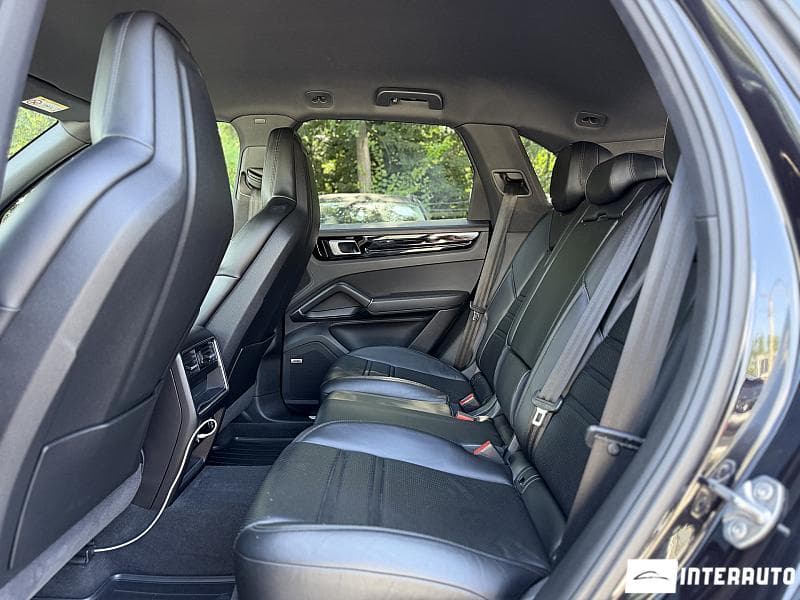 2018 Porsche Cayenne S — Miniatură 17