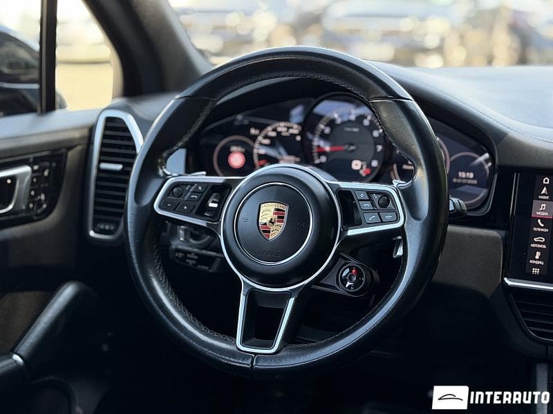2018 Porsche Cayenne S — Miniatură 12