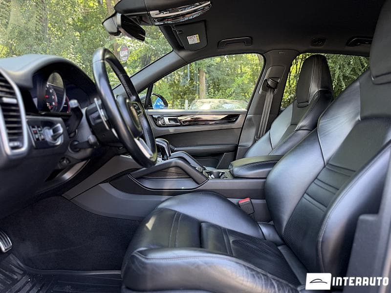 2018 Porsche Cayenne S — Miniatură 9