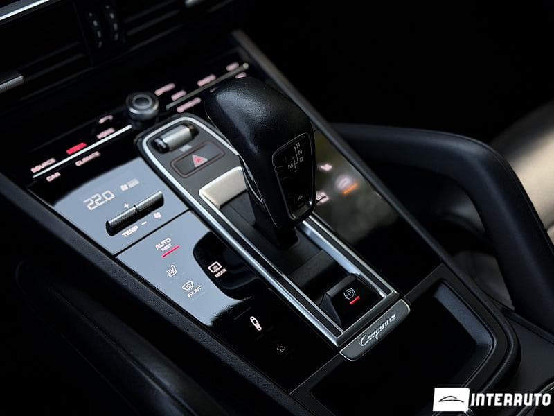 2018 Porsche Cayenne S — Miniatură 16
