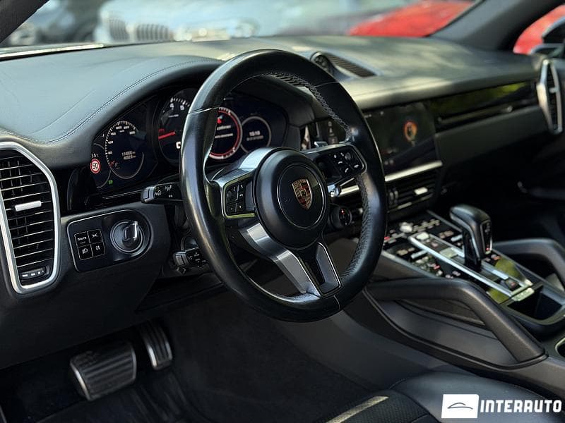 2018 Porsche Cayenne S — Miniatură 11