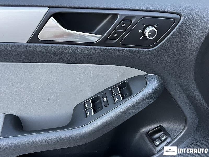 2015 Volkswagen Jetta — Miniatură 16