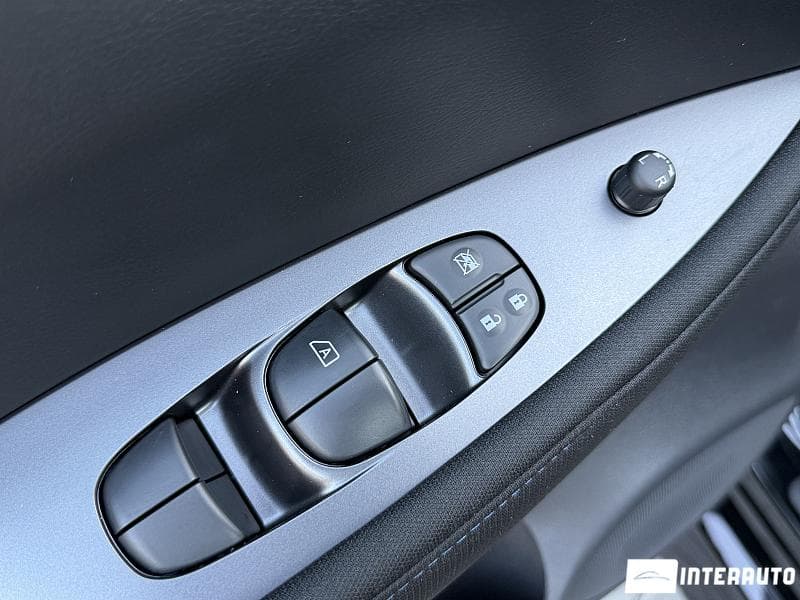 Nissan Leaf 2025 — Миниатюра 18