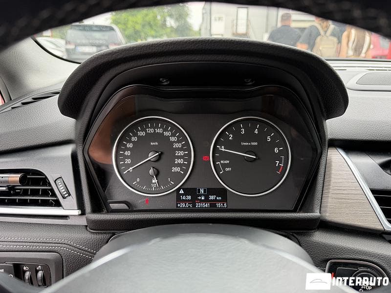 2014 BMW 218i — Miniatură 9