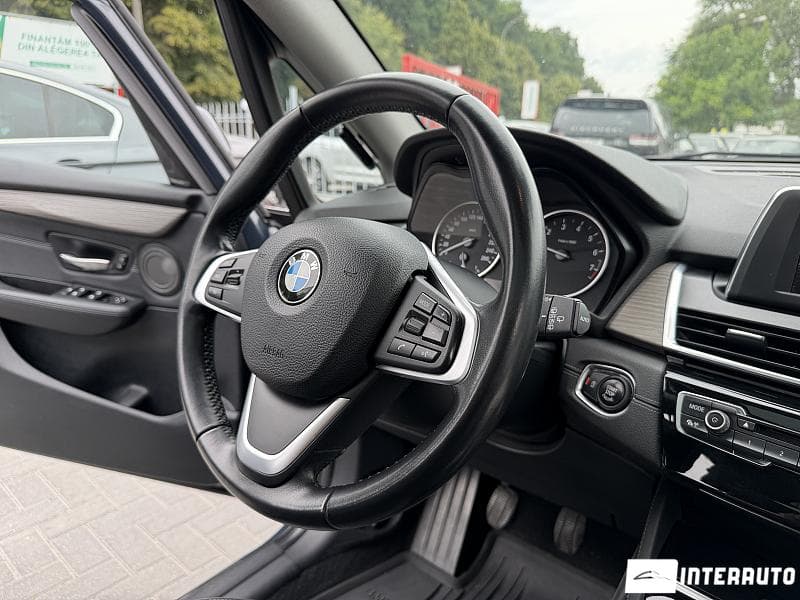 2014 BMW 218i — Miniatură 8