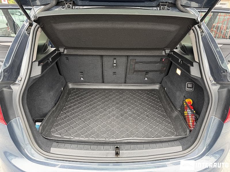 2014 BMW 218i — Miniatură 17