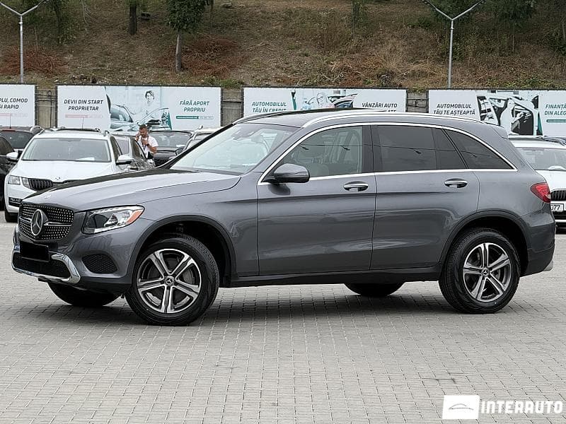 2019 Mercedes GLC 300 — Miniatură 2
