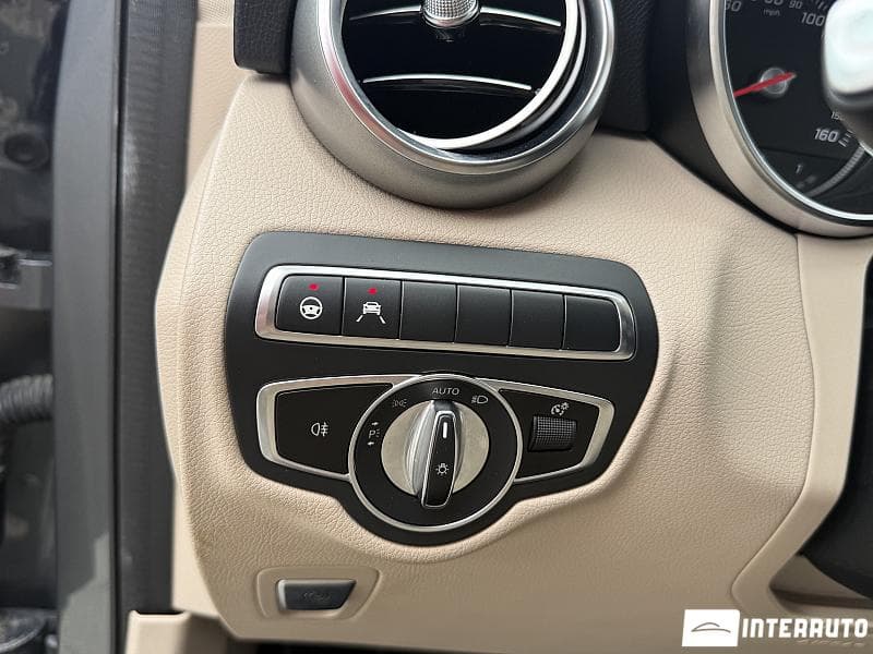 2019 Mercedes GLC 300 — Miniatură 21