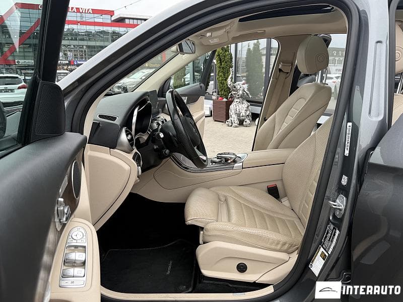 2019 Mercedes GLC 300 — Miniatură 5