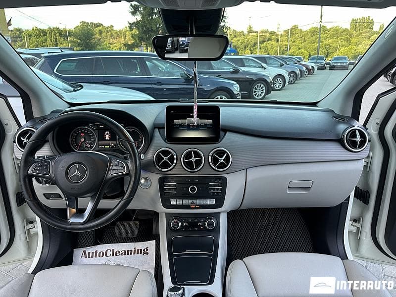 Mercedes B 250E 2017 — Миниатюра 6