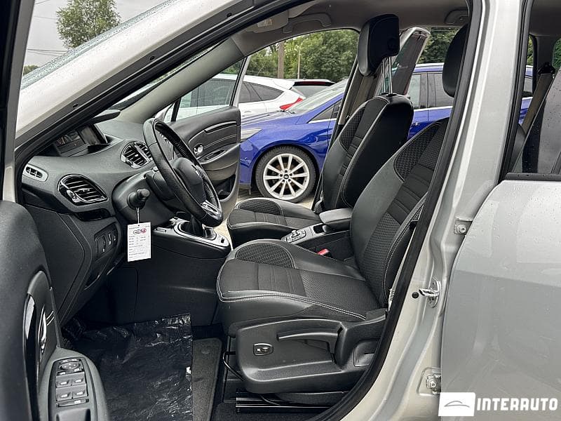 2016 Renault Grand Scenic — Miniatură 5