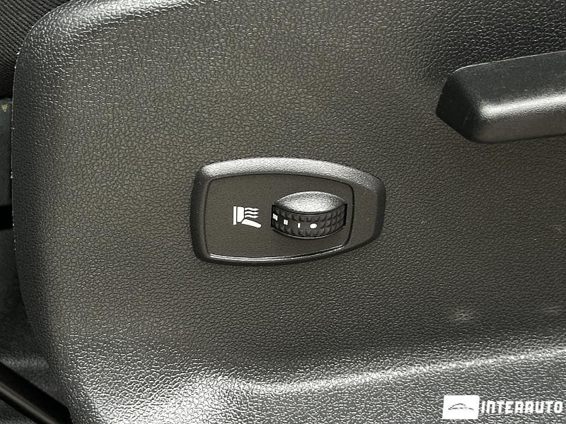 2016 Renault Grand Scenic — Miniatură 17
