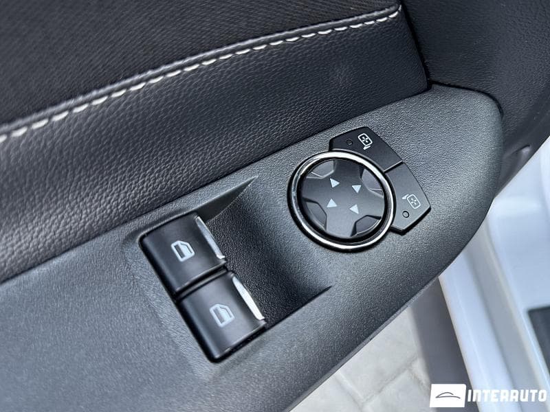 2020 Ford Mustang — Miniatură 16