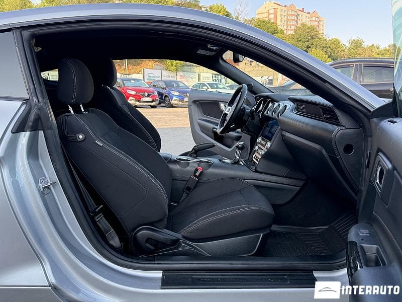 2020 Ford Mustang — Miniatură 12