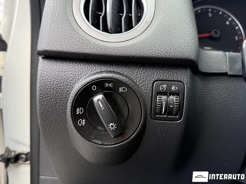 2009 Volkswagen Tiguan — Miniatură 17