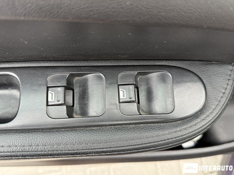 2004 Peugeot 307 — Miniatură 7
