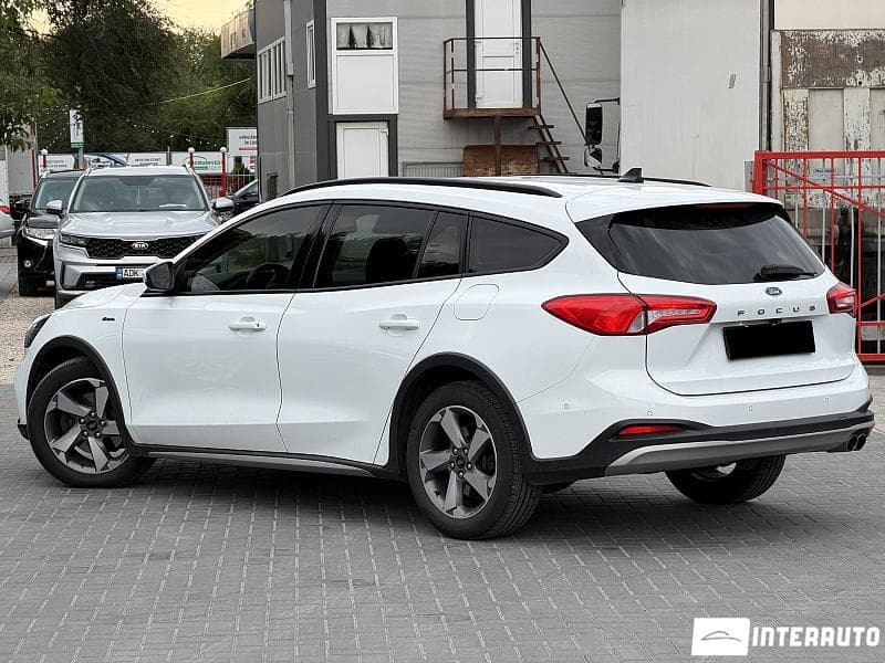 2019 Ford Focus — Miniatură 2