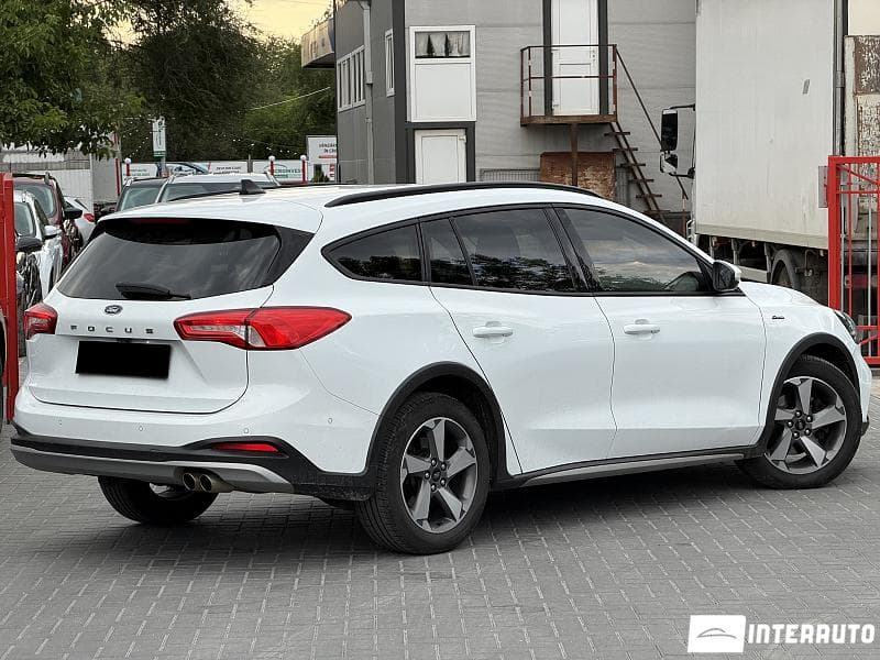 2019 Ford Focus — Miniatură 4