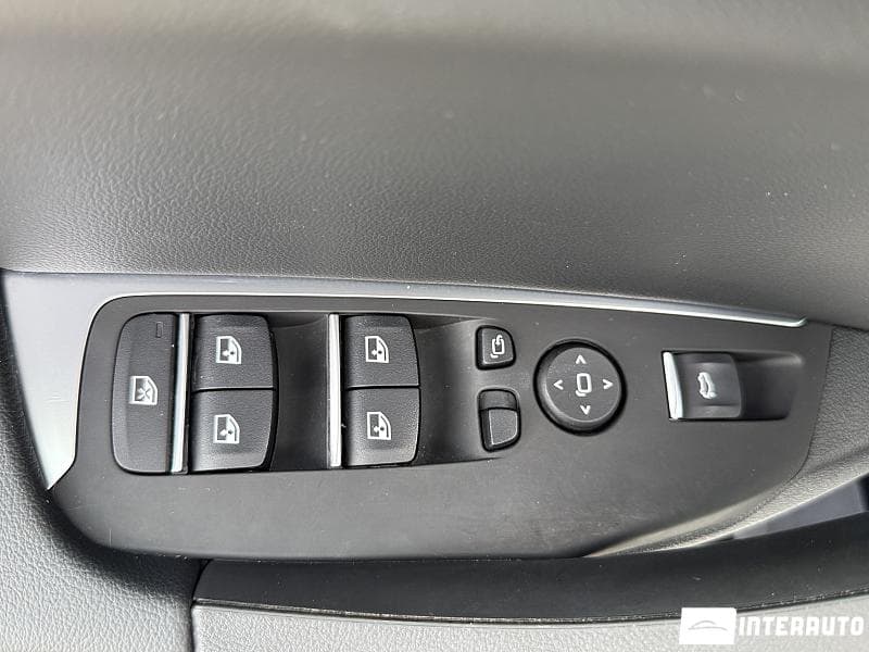 BMW X3 3.0e 2022 — Миниатюра 19