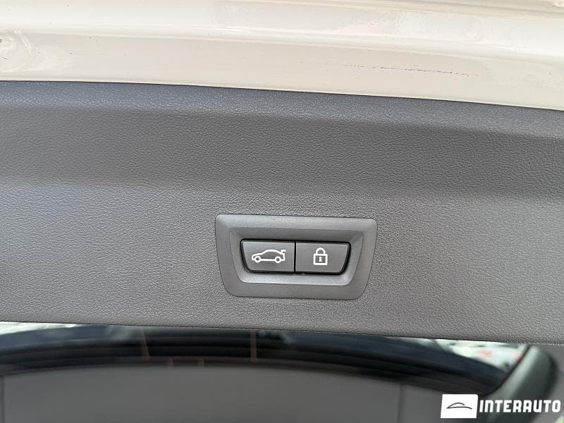 BMW X3 3.0e 2022 — Миниатюра 25