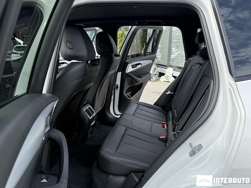 BMW X3 3.0e 2022 — Миниатюра 17