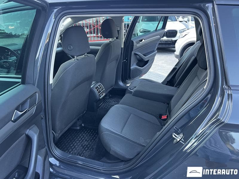 2016 Volkswagen Passat — Miniatură 6