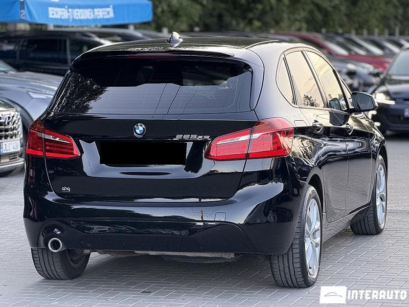 2019 BMW 225XE — Miniatură 2