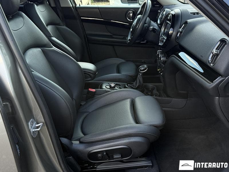 2018 Mini Countryman Cooper S ALL4 — Miniatură 17