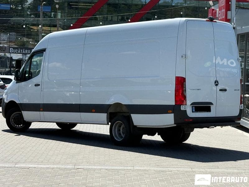 2019 Mercedes Sprinter — Miniatură 4