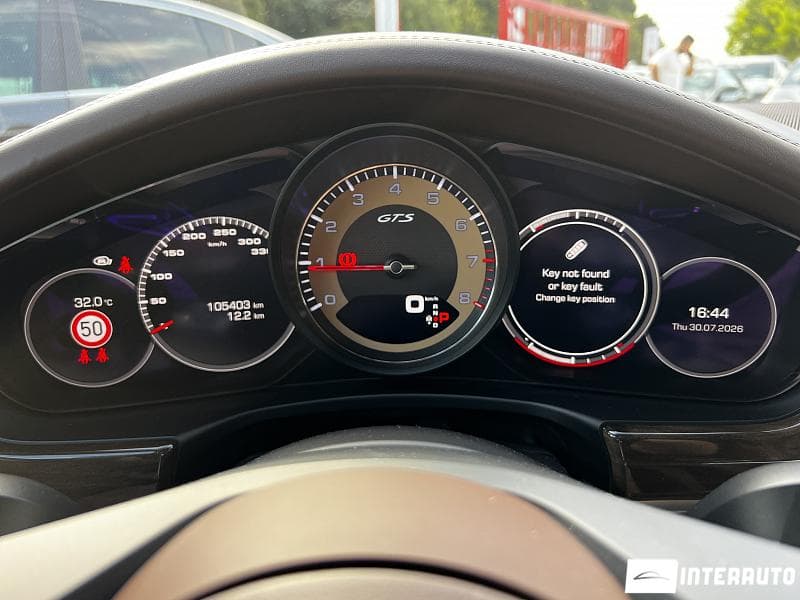 2021 Porsche Panamera GTS — Miniatură 10