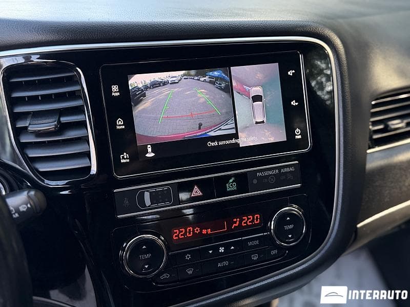 2019 Mitsubishi Outlander — Miniatură 12