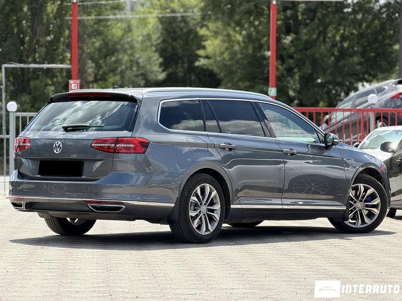 Volkswagen Passat GTE 2016 — Миниатюра 2
