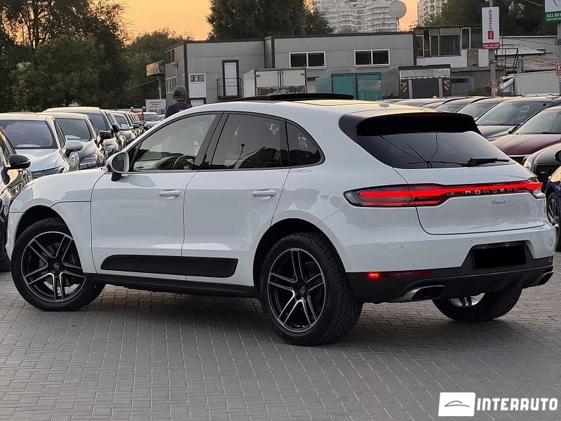 Porsche Macan 2021 — Миниатюра 2