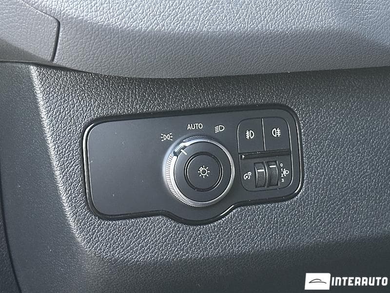 2021 Mercedes Sprinter — Miniatură 17