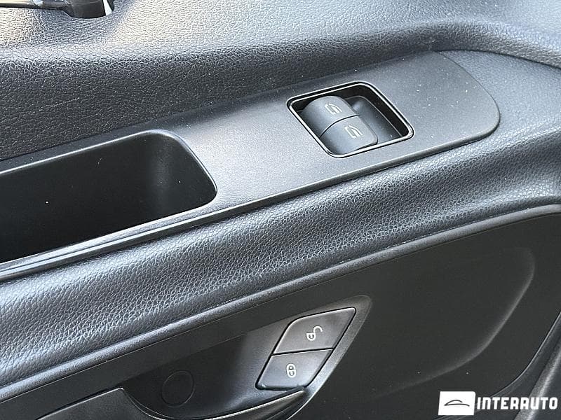 2021 Mercedes Sprinter — Miniatură 16