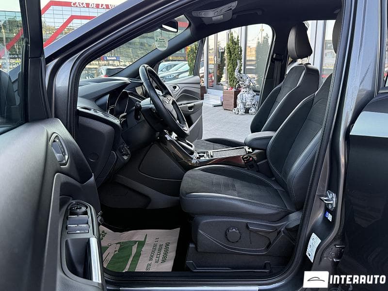 2017 Ford Kuga — Miniatură 5