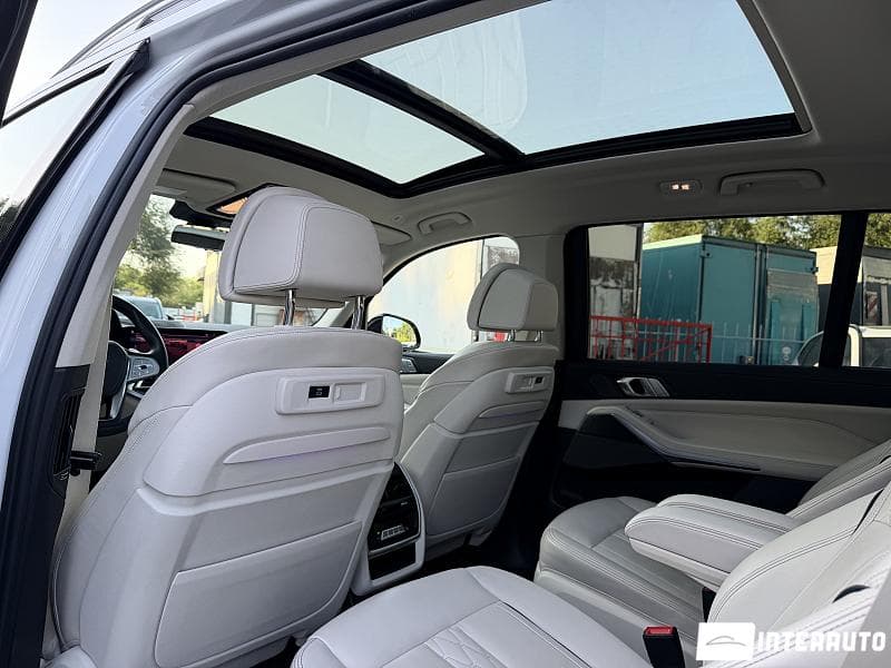 BMW X7 4.0i 2019 — Миниатюра 7