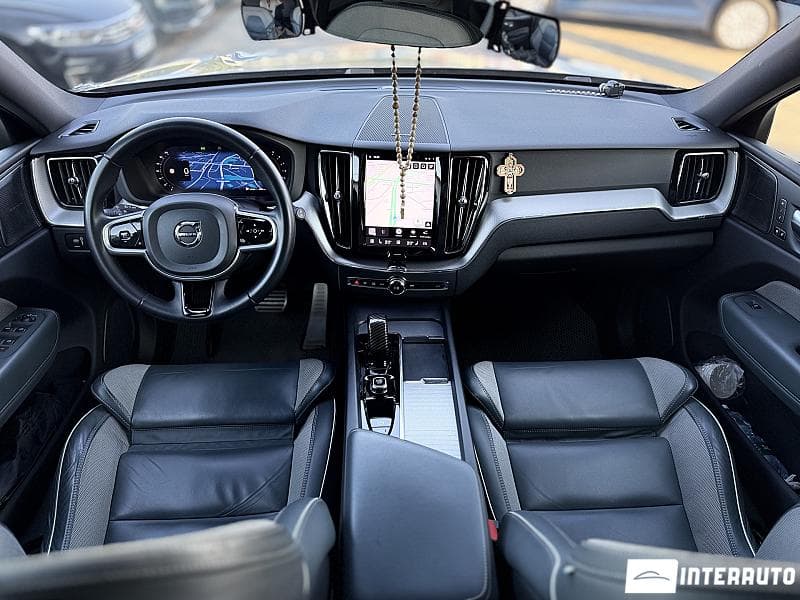 Volvo XC 60 2021 — Миниатюра 10