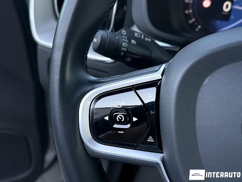 Volvo XC 60 2021 — Миниатюра 13