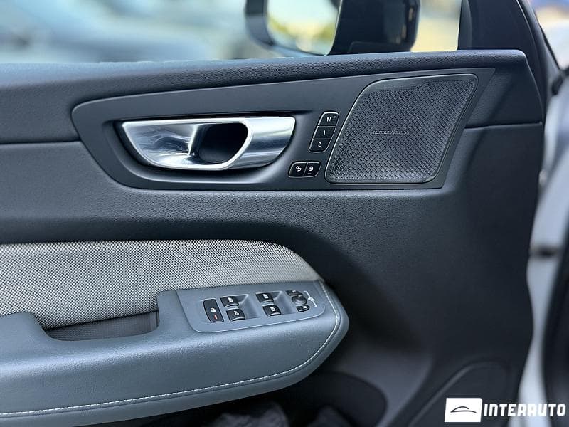 Volvo XC 60 2021 — Миниатюра 7