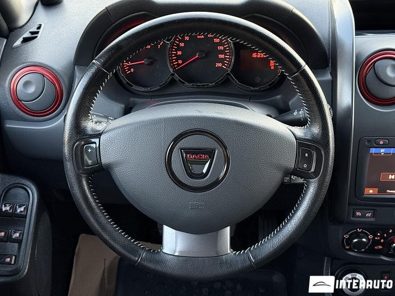 2016 Dacia Duster — Miniatură 8