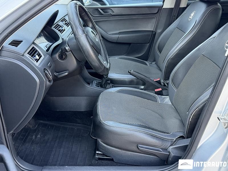 Skoda Rapid 2015 — Миниатюра 5